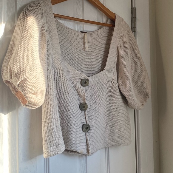 Free People Top - Picture 1 of 5